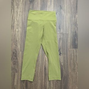 Lululemon Wunder Train High-Rise Crop 21"